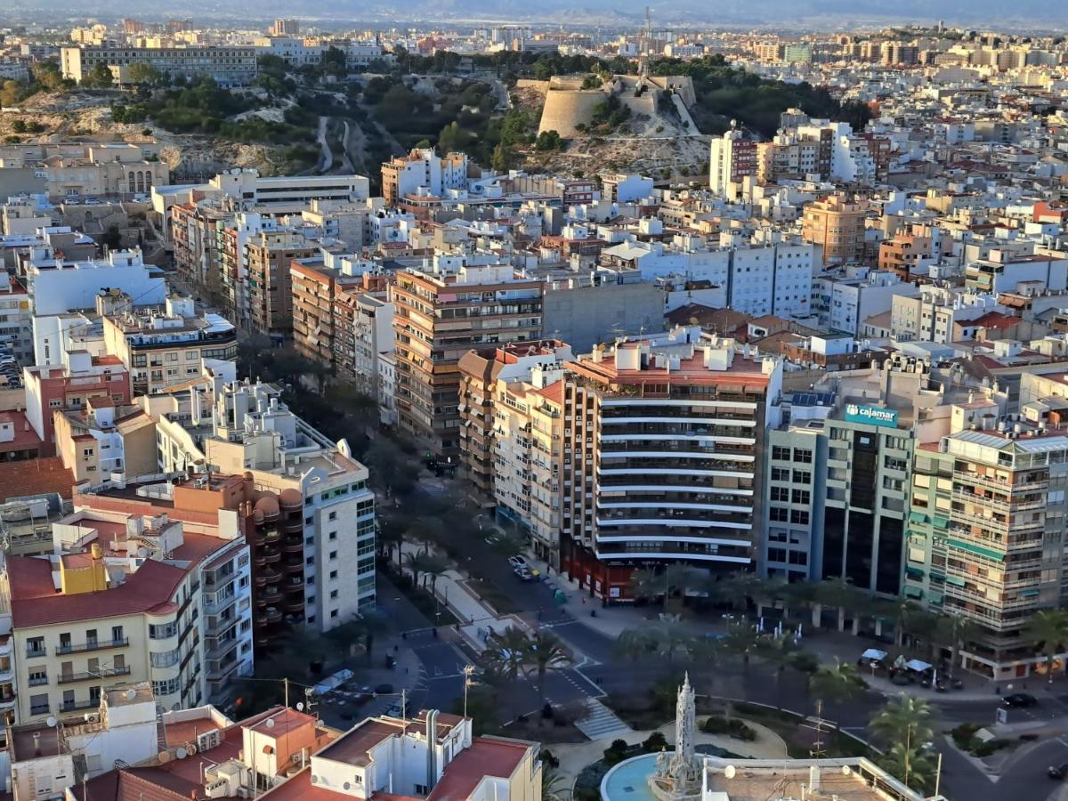 Alicante Skylights Apartments Екстер'єр фото